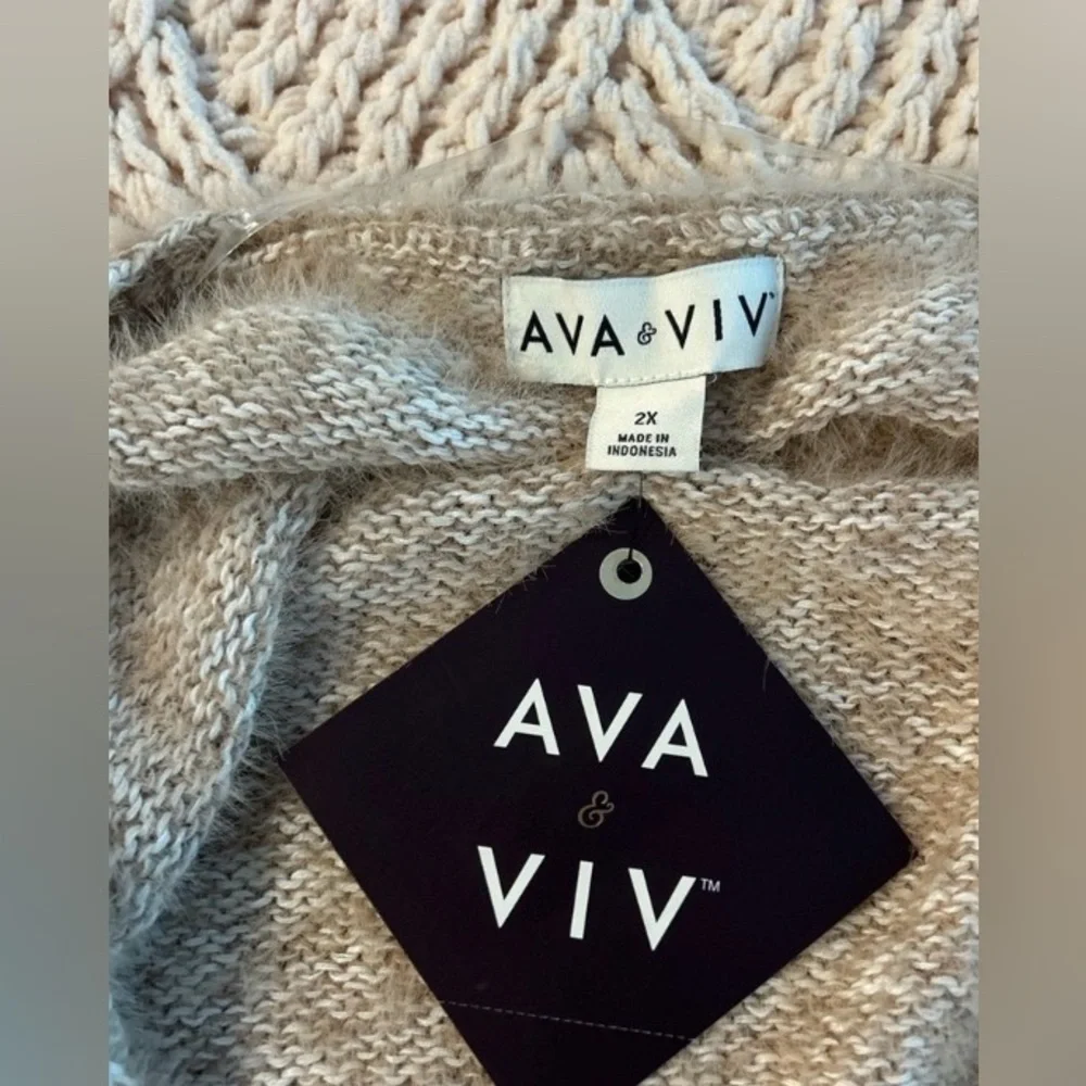 Super Soft V-Neck Sweater NWT